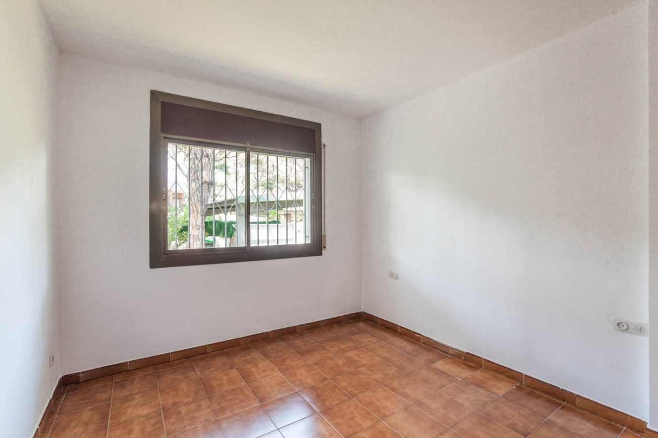 Large house in the best area of Castelldefels