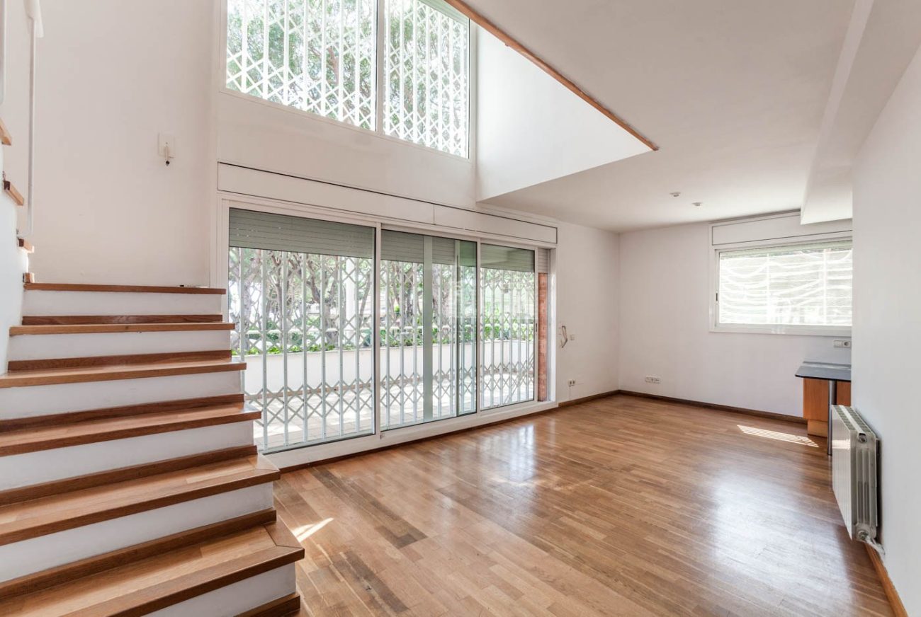 Large house in the best area of Castelldefels
