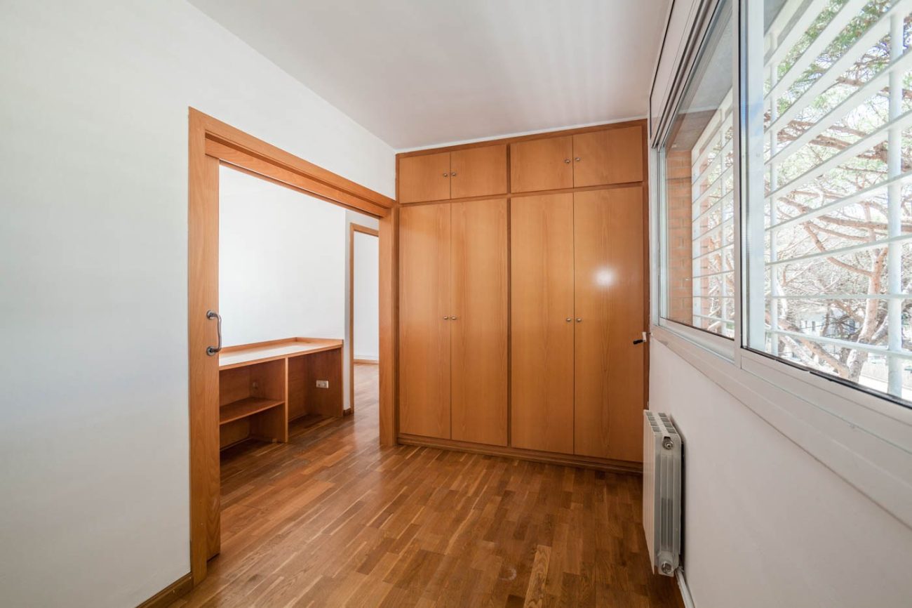 Large house in the best area of Castelldefels