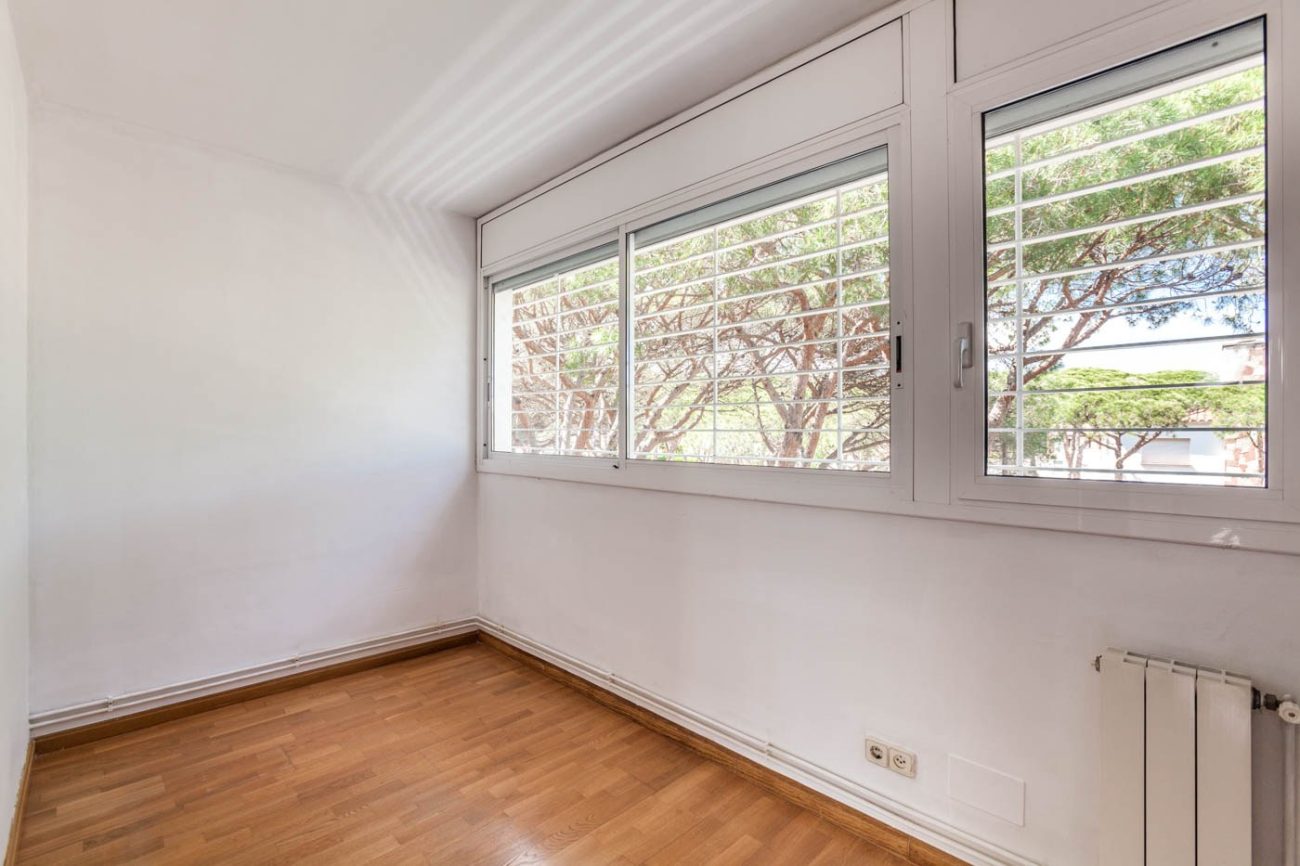 Large house in the best area of Castelldefels