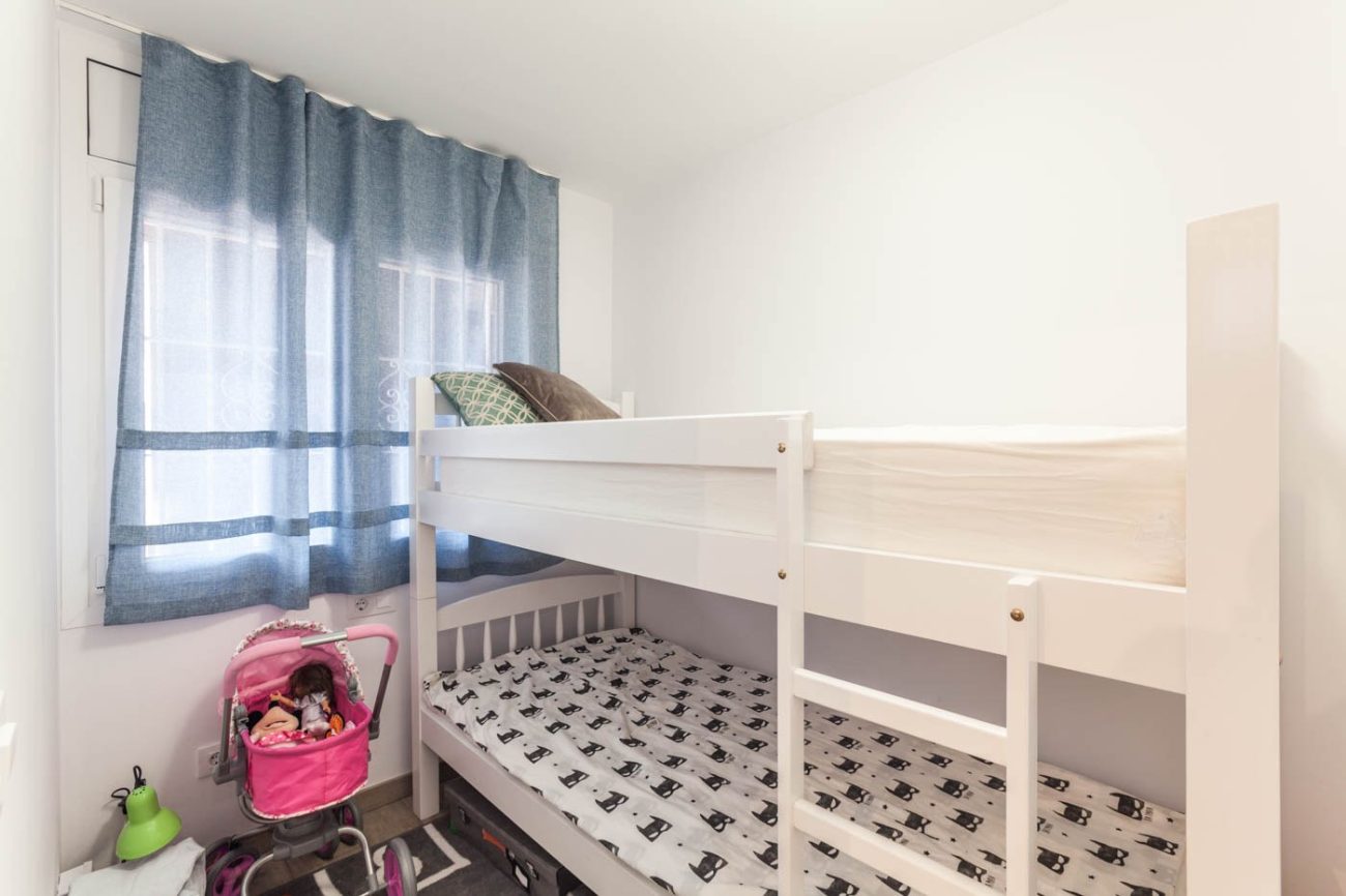 Refurbished flat 200 metres from Sant Pol beach
