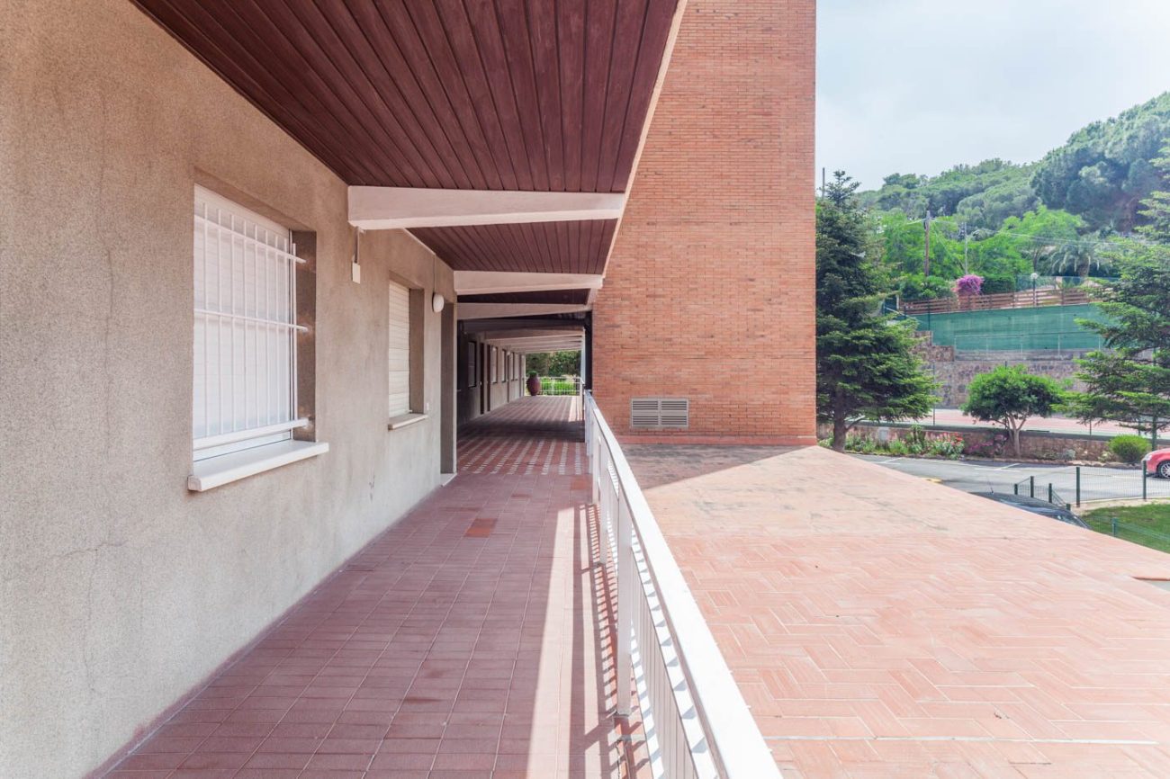 Refurbished flat 200 metres from Sant Pol beach