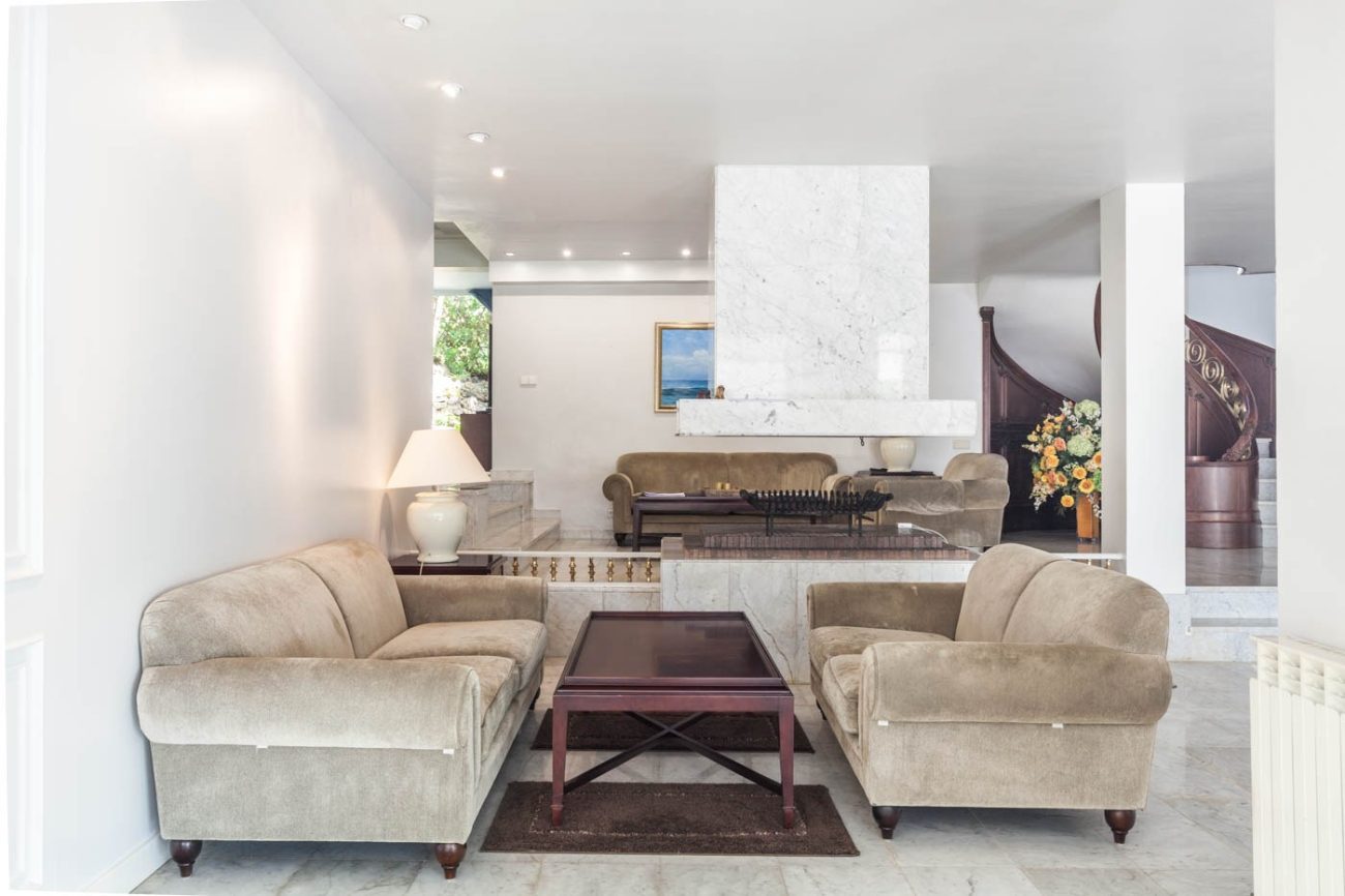 Majestic house with spectacular views of Castelldefels