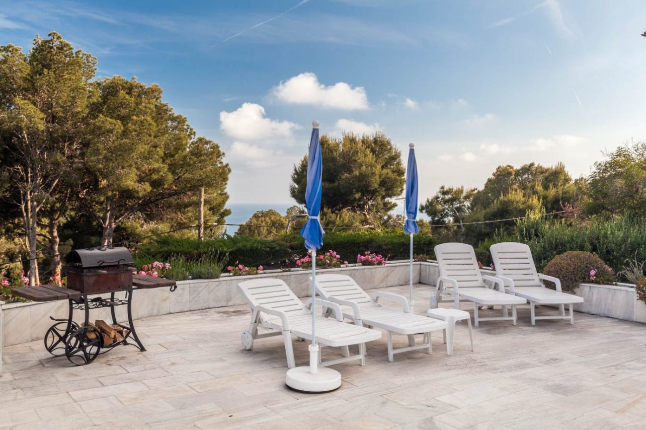 Majestic house with spectacular views of Castelldefels