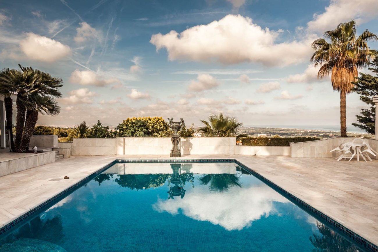 Majestic house with spectacular views of Castelldefels