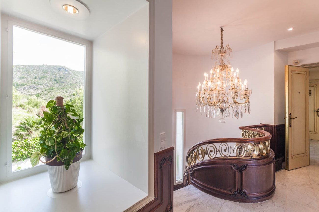 Majestic house with spectacular views of Castelldefels