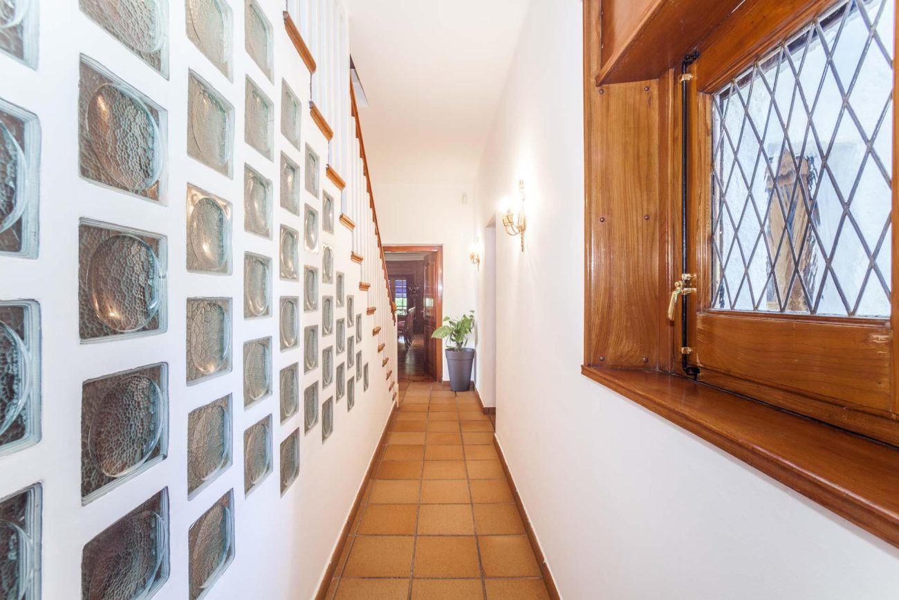 Spectacular mansion close to the beach in Sitges