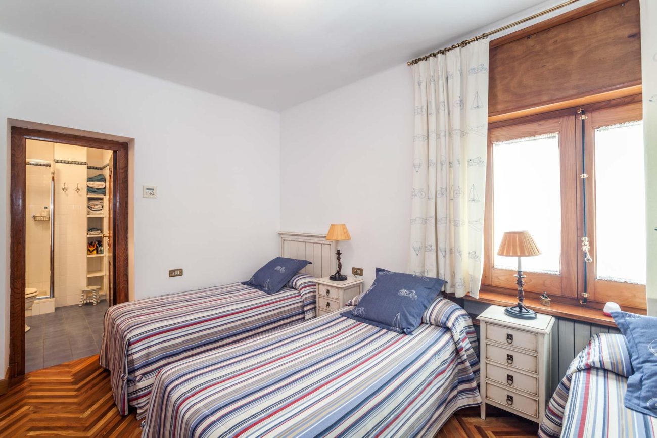 Spectacular mansion close to the beach in Sitges