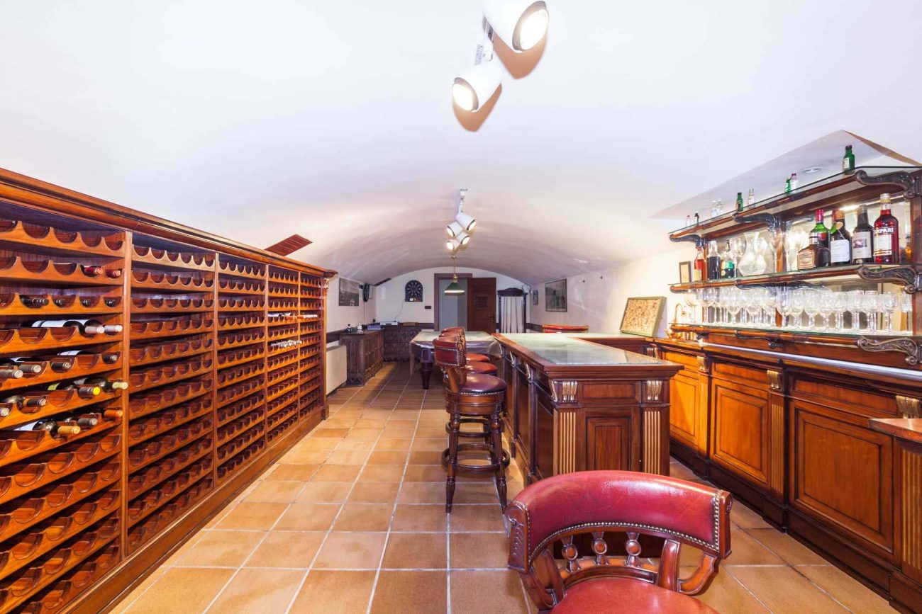 Spectacular mansion close to the beach in Sitges