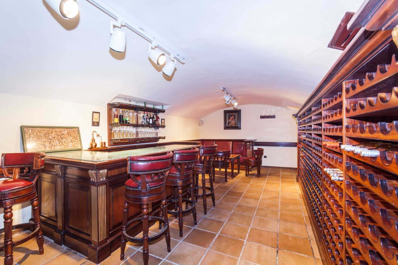 Spectacular mansion close to the beach in Sitges