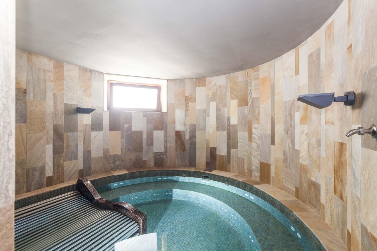 Spectacular mansion close to the beach in Sitges