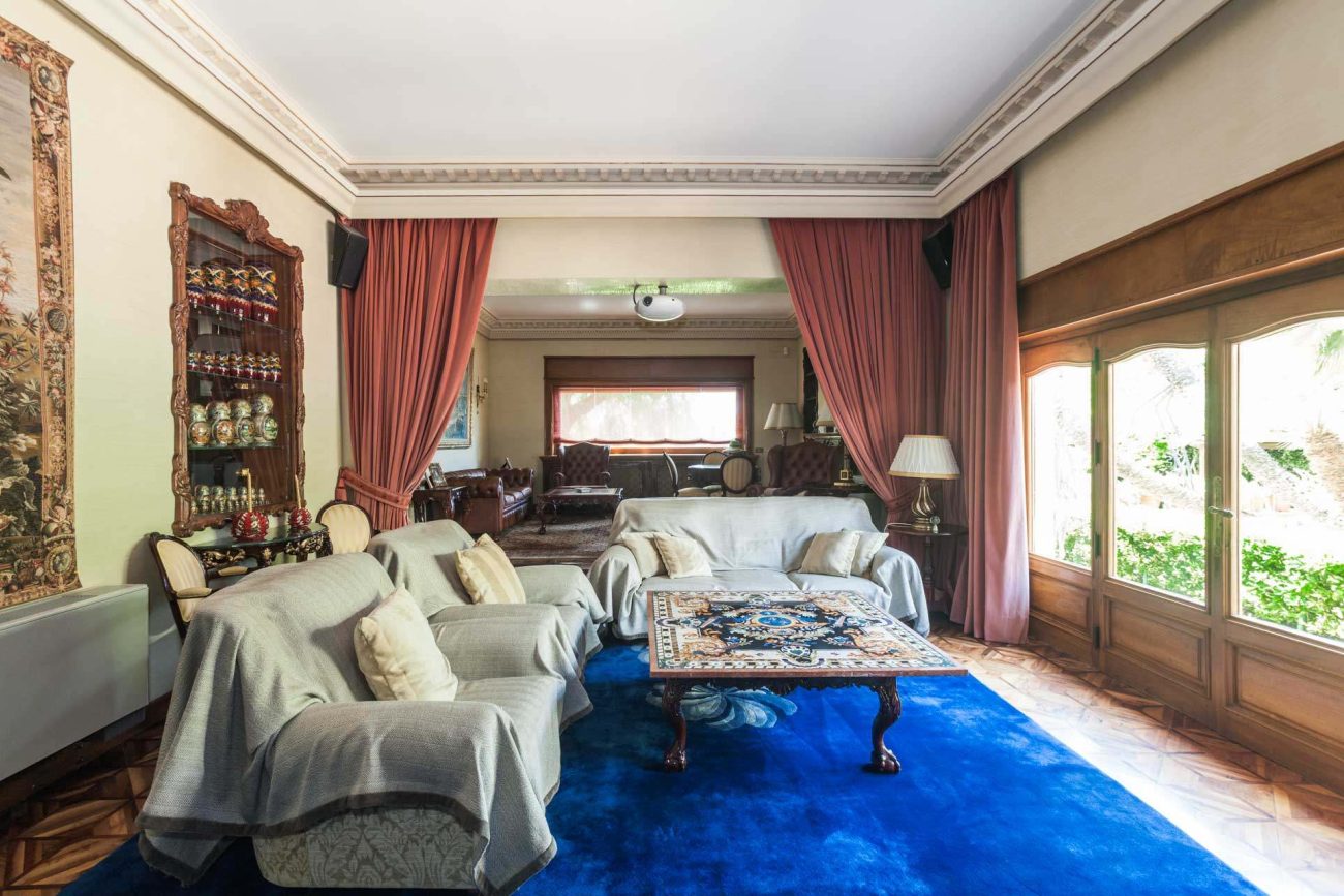 Spectacular mansion close to the beach in Sitges