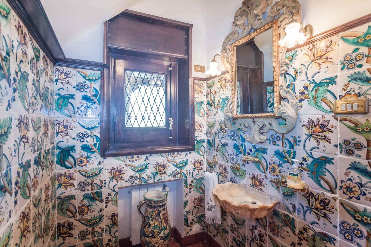 Spectacular mansion close to the beach in Sitges