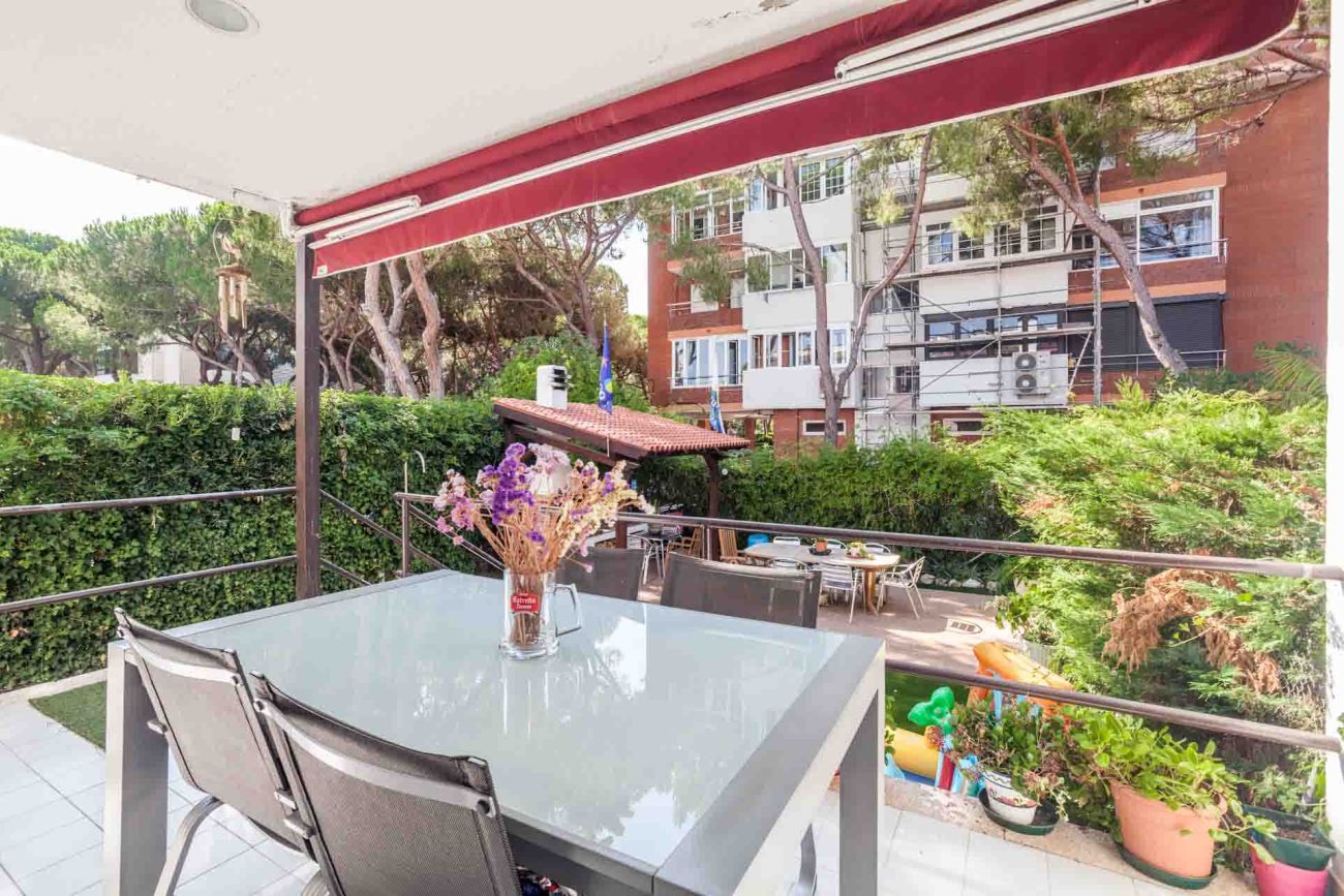 Townhouse with plot in Gavà