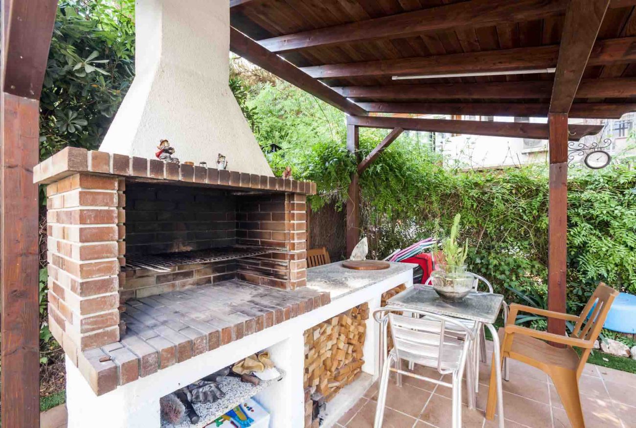 Townhouse with plot in Gavà