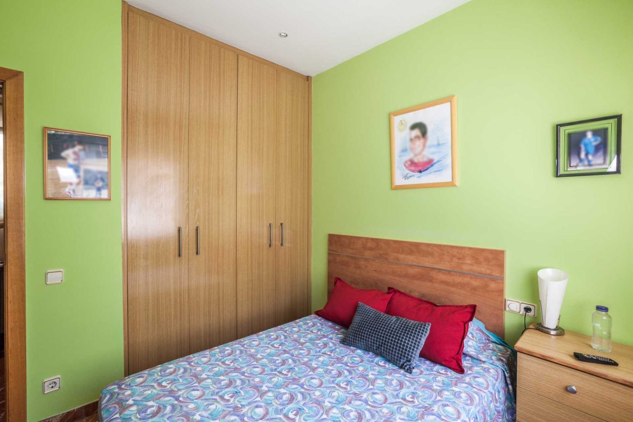 Townhouse with plot in Gavà