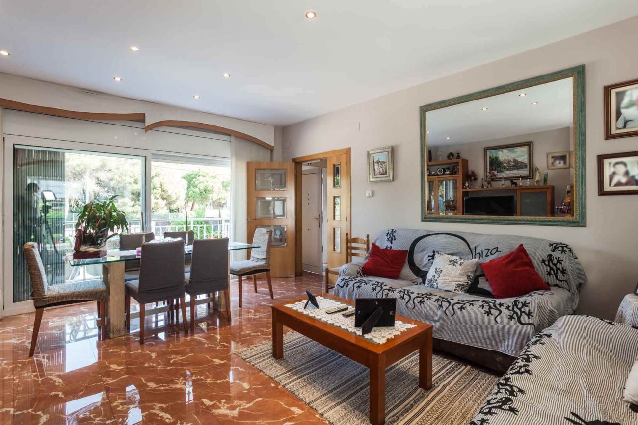 Townhouse with plot in Gavà