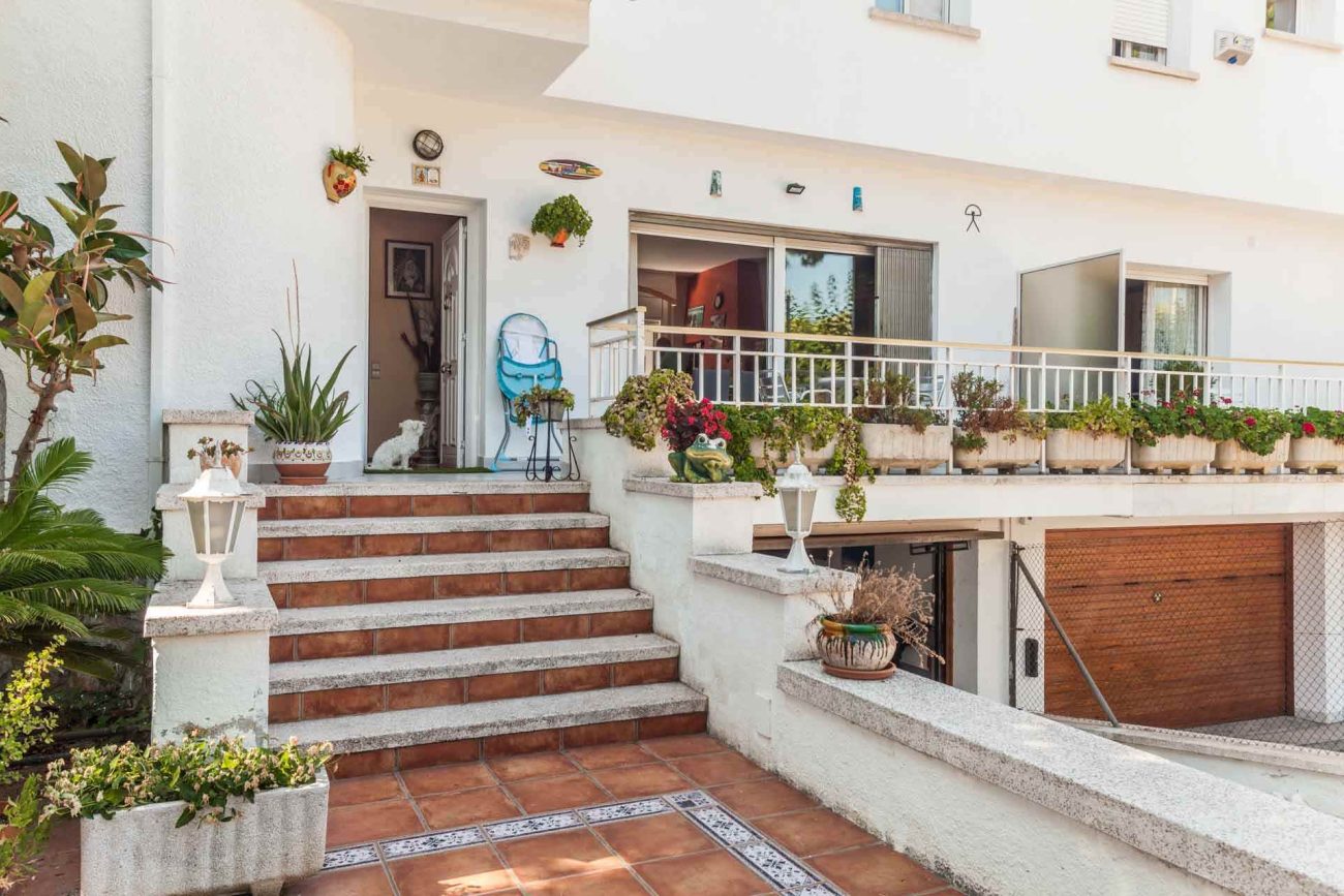 Townhouse with plot in Gavà