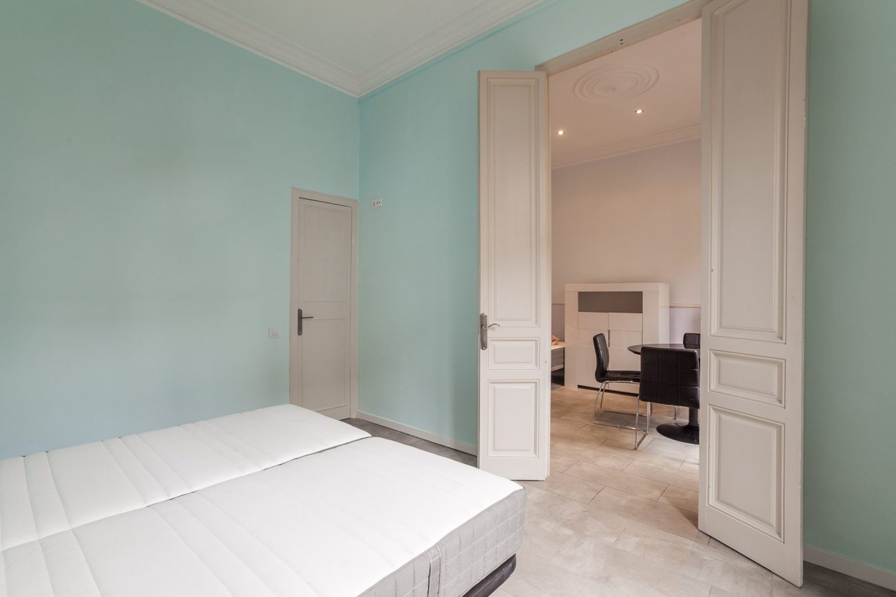 Recently reformed apartment in Eixample