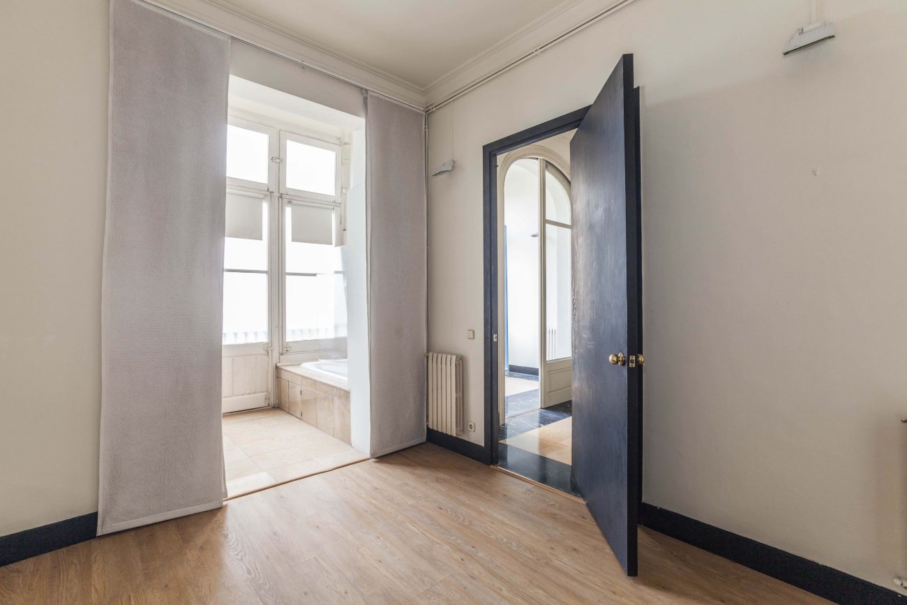 Excellent apartment in the most prestigious street of Barcelona