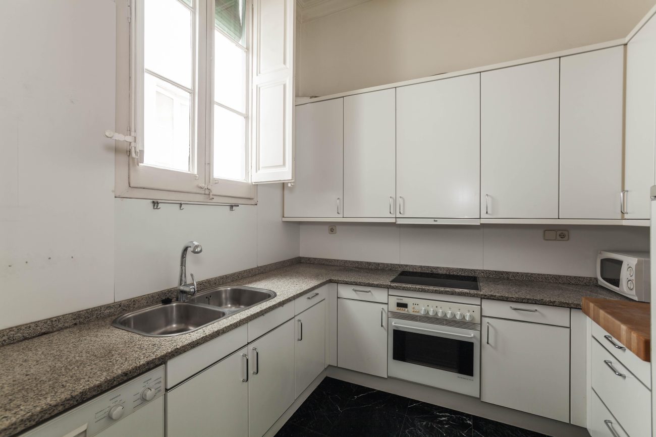 Excellent apartment in the most prestigious street of Barcelona