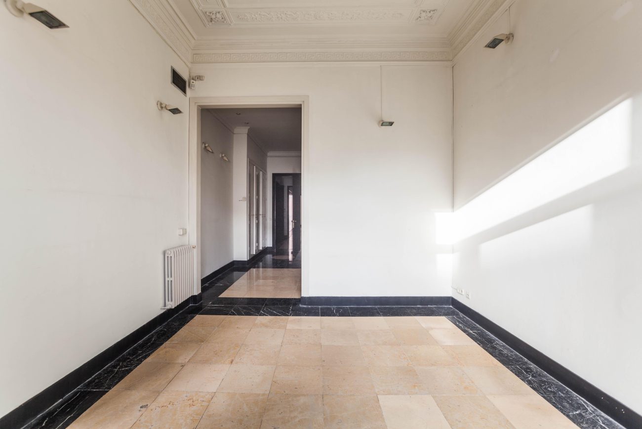 Excellent apartment in the most prestigious street of Barcelona