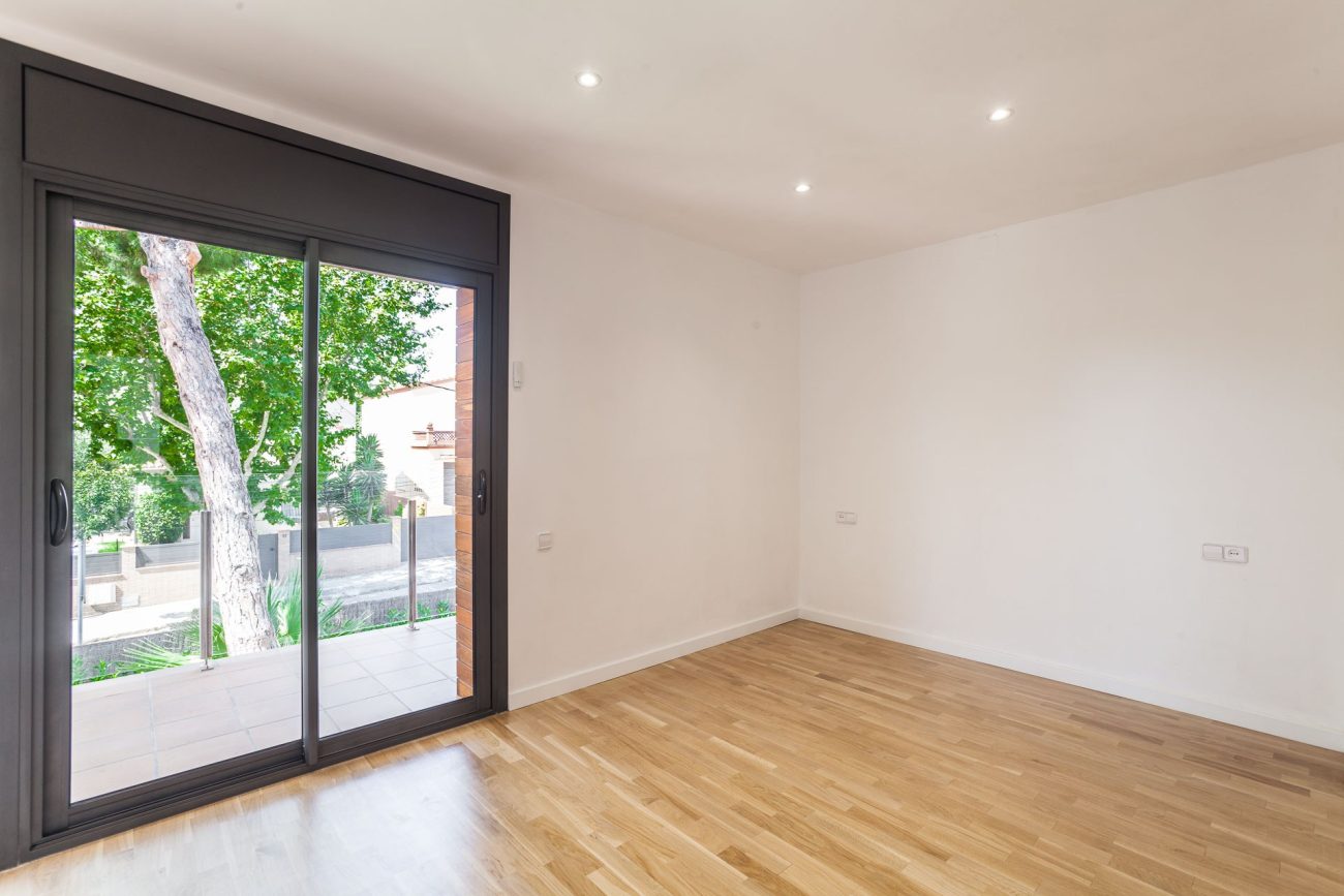 Large renovated house in a quiet area of Castelldefels