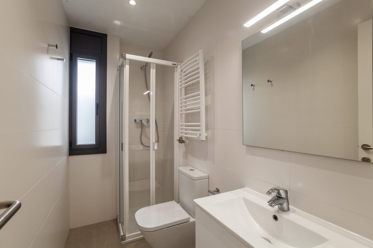 Large renovated house in a quiet area of Castelldefels