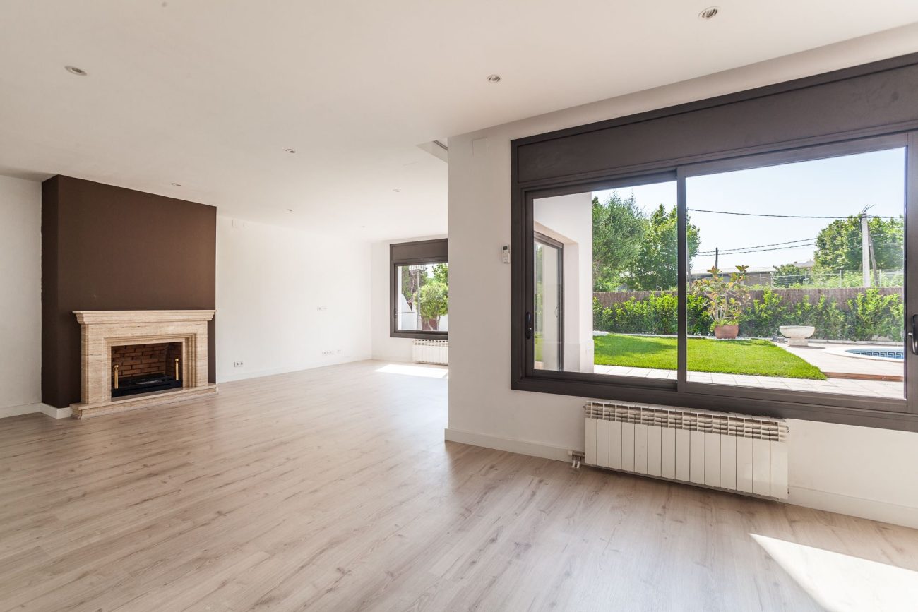 Large renovated house in a quiet area of Castelldefels