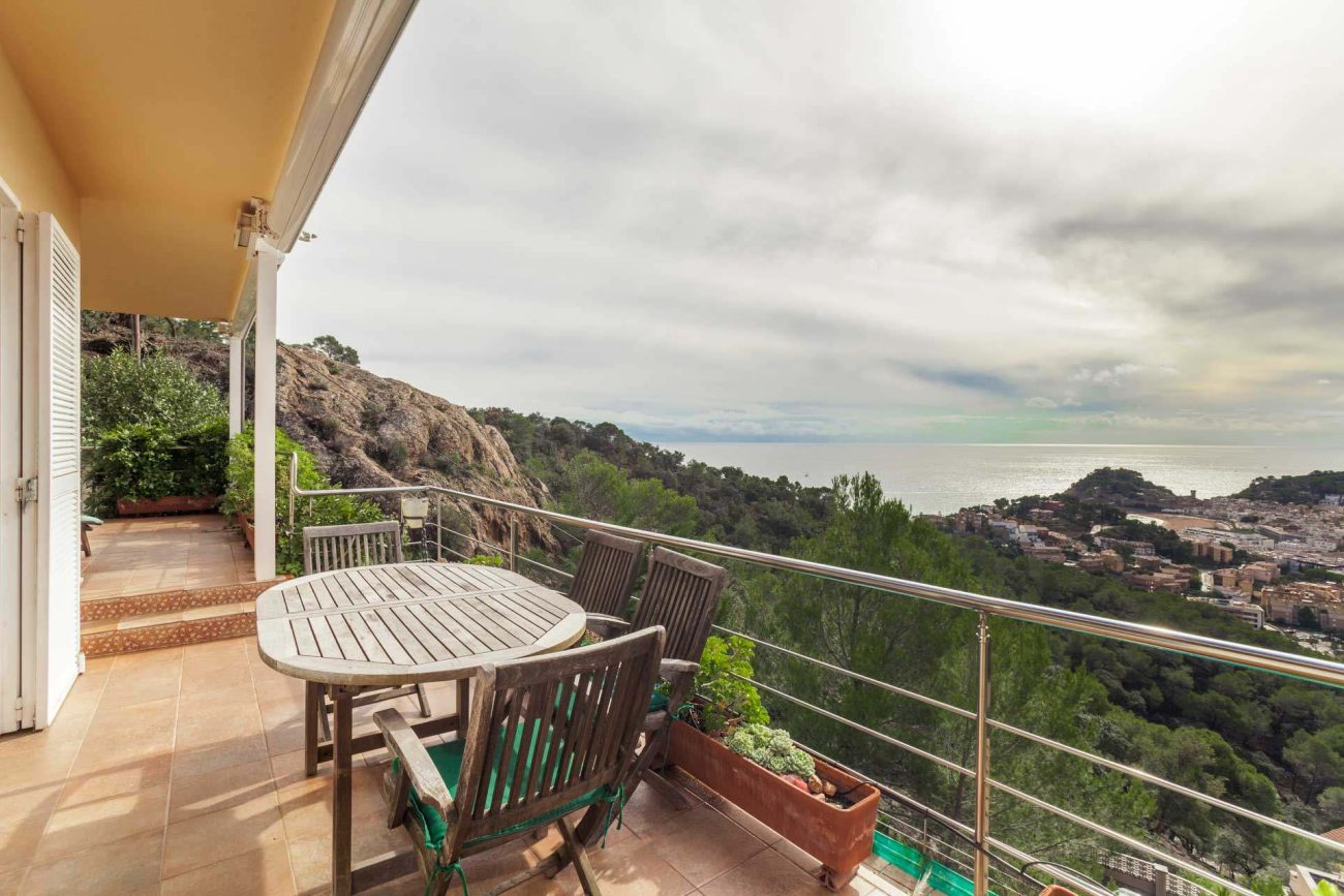 Great house with spectacular views in Tossa de Mar