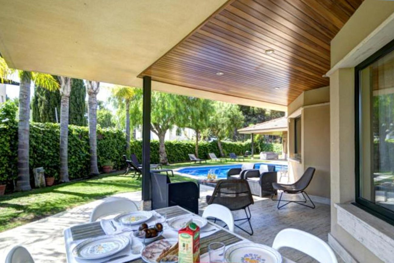 Large and spacious bright house in Sitges