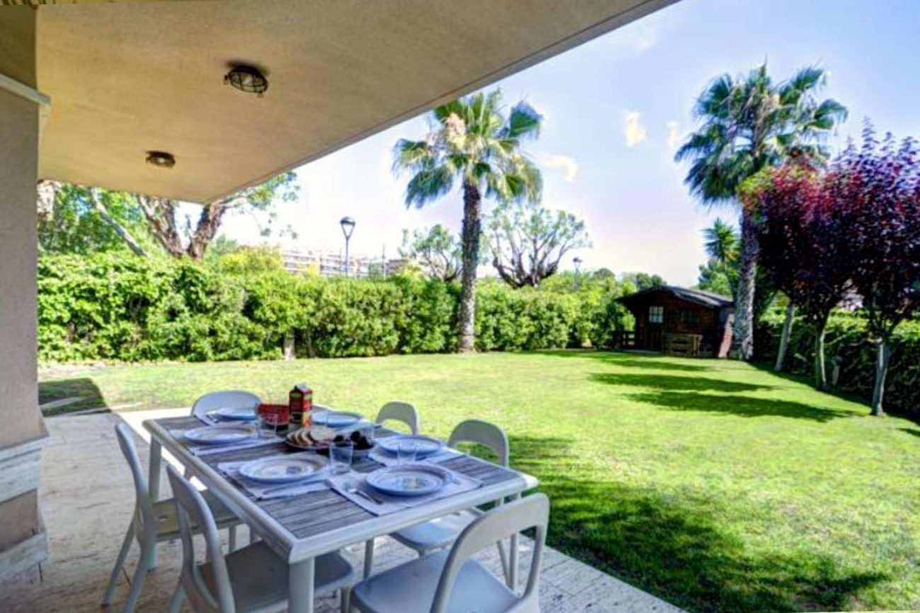 Large and spacious bright house in Sitges