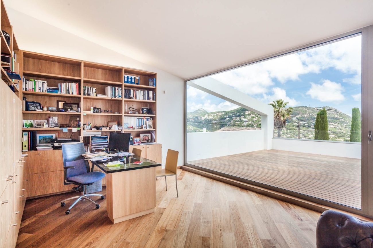 Exceptional house with views over the Maresme
