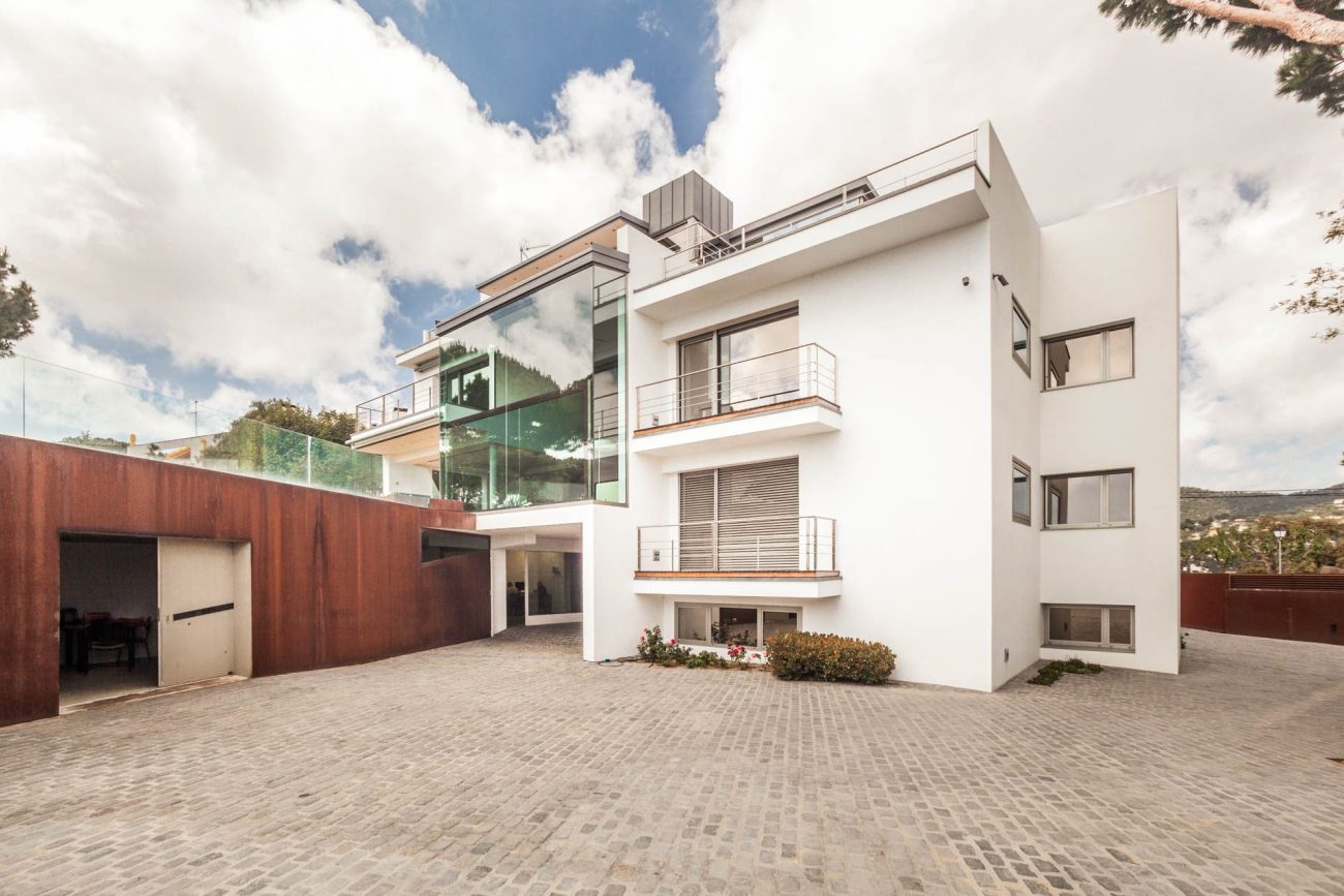 Exceptional house with views over the Maresme