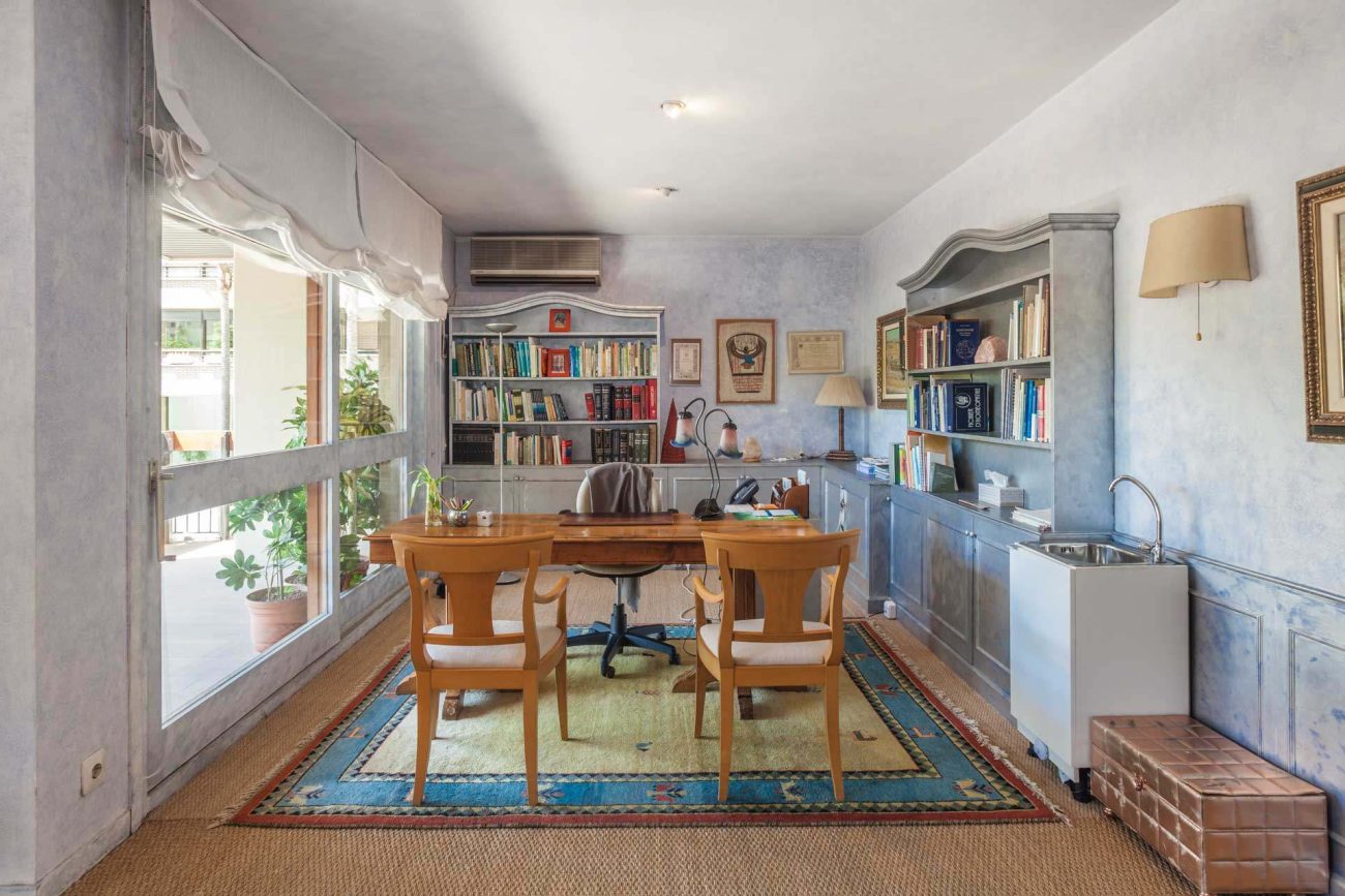 Unique apartment with many possibilities in Sant Gervasi