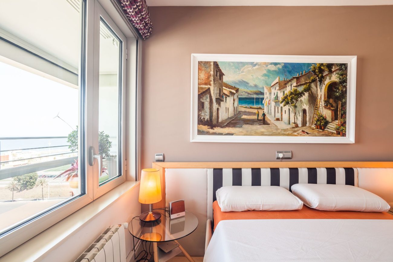 Large beachfront apartment in Barcelona
