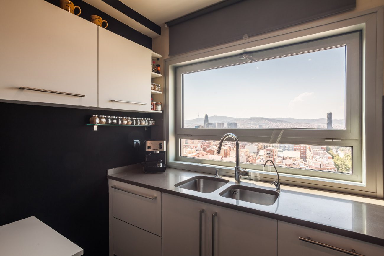 Large beachfront apartment in Barcelona