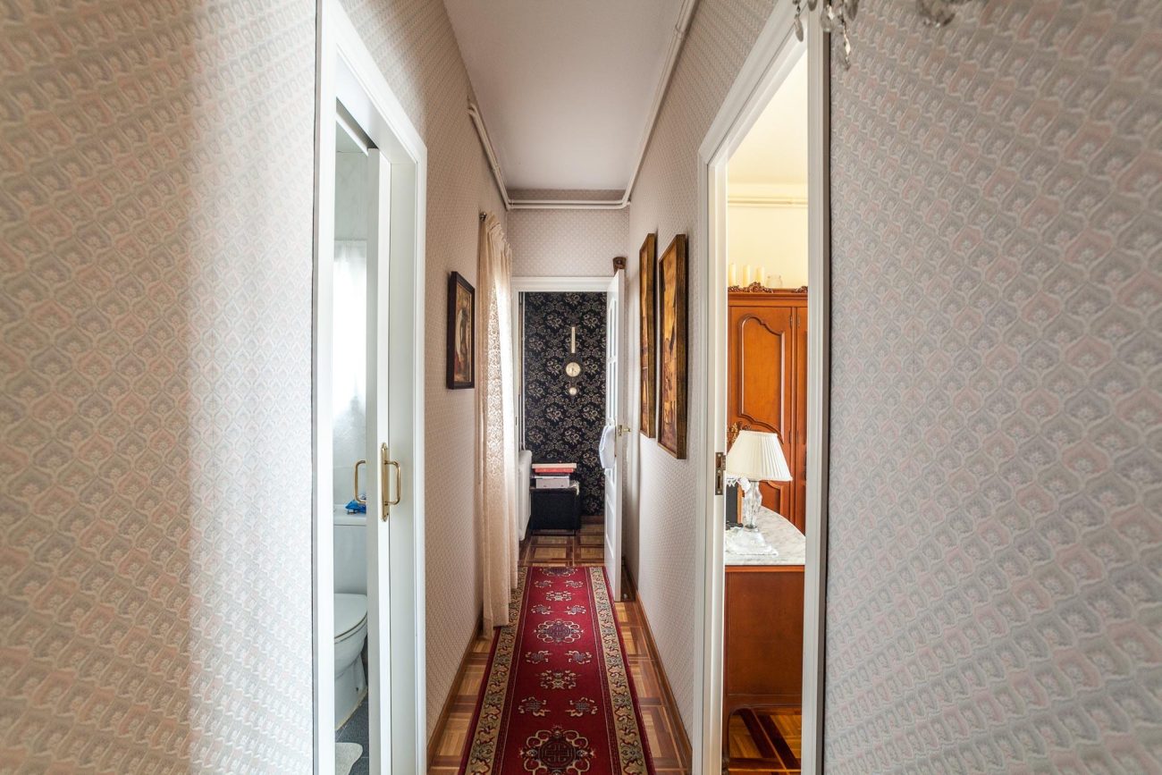 Penthouse with terrace on Rosselló Street in Eixample