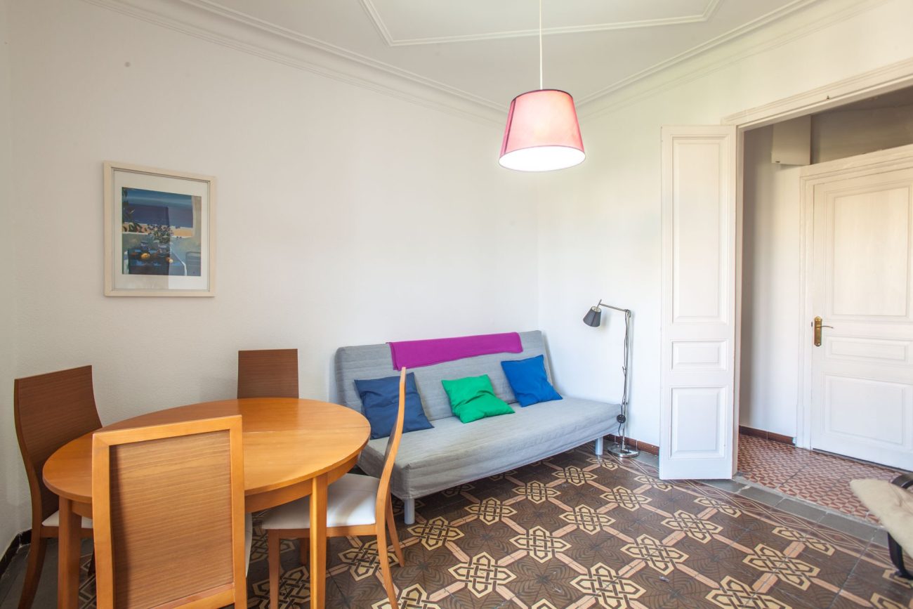 Bright apartment in the center of Barcelona