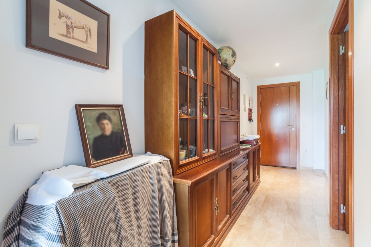 Large apartment 50 meters from the beach