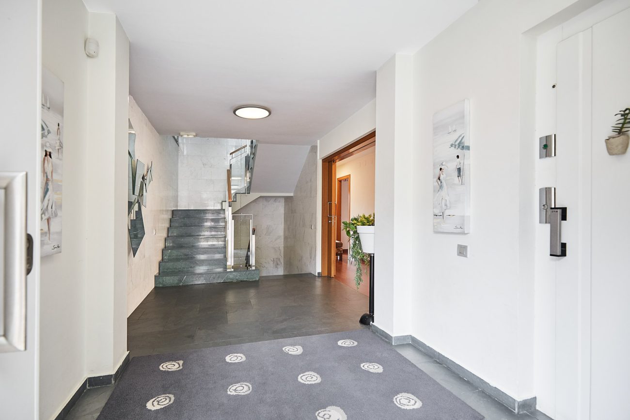 Elegant and modern house in Castelldefels