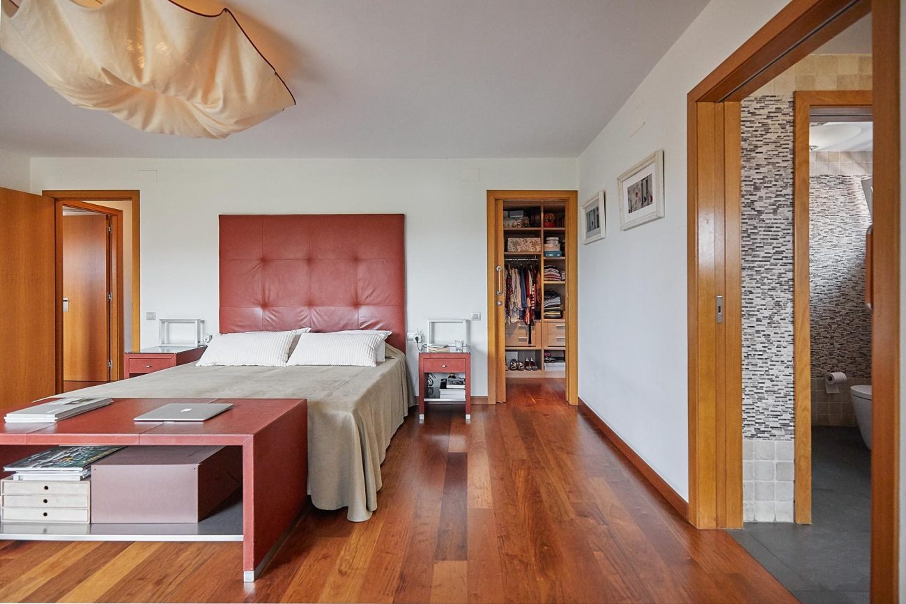 Elegant and modern house in Castelldefels