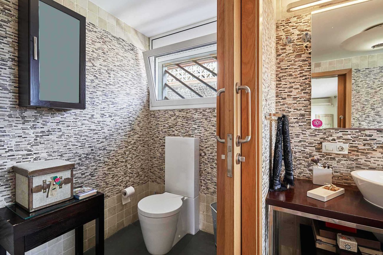 Elegant and modern house in Castelldefels