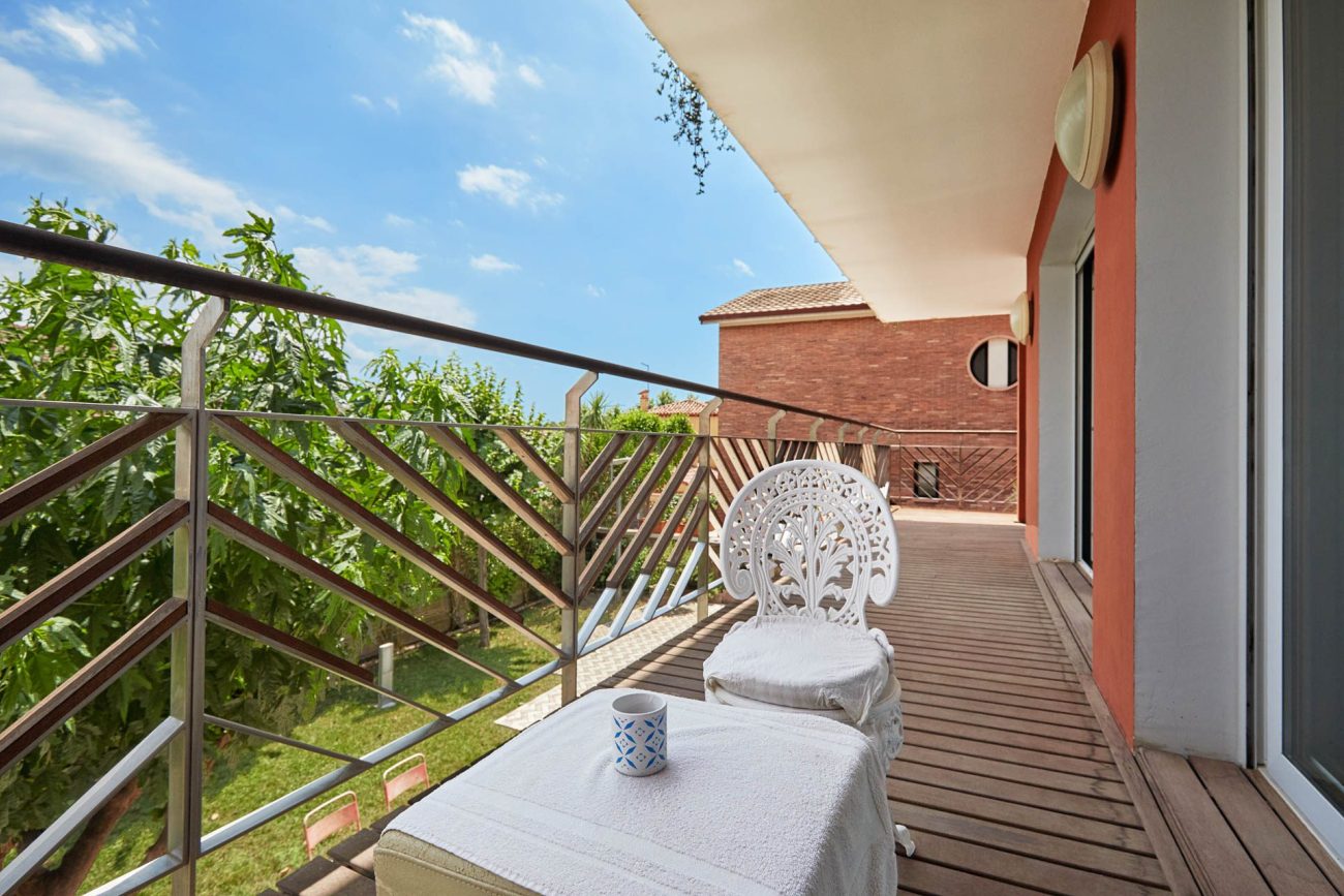 Elegant and modern house in Castelldefels