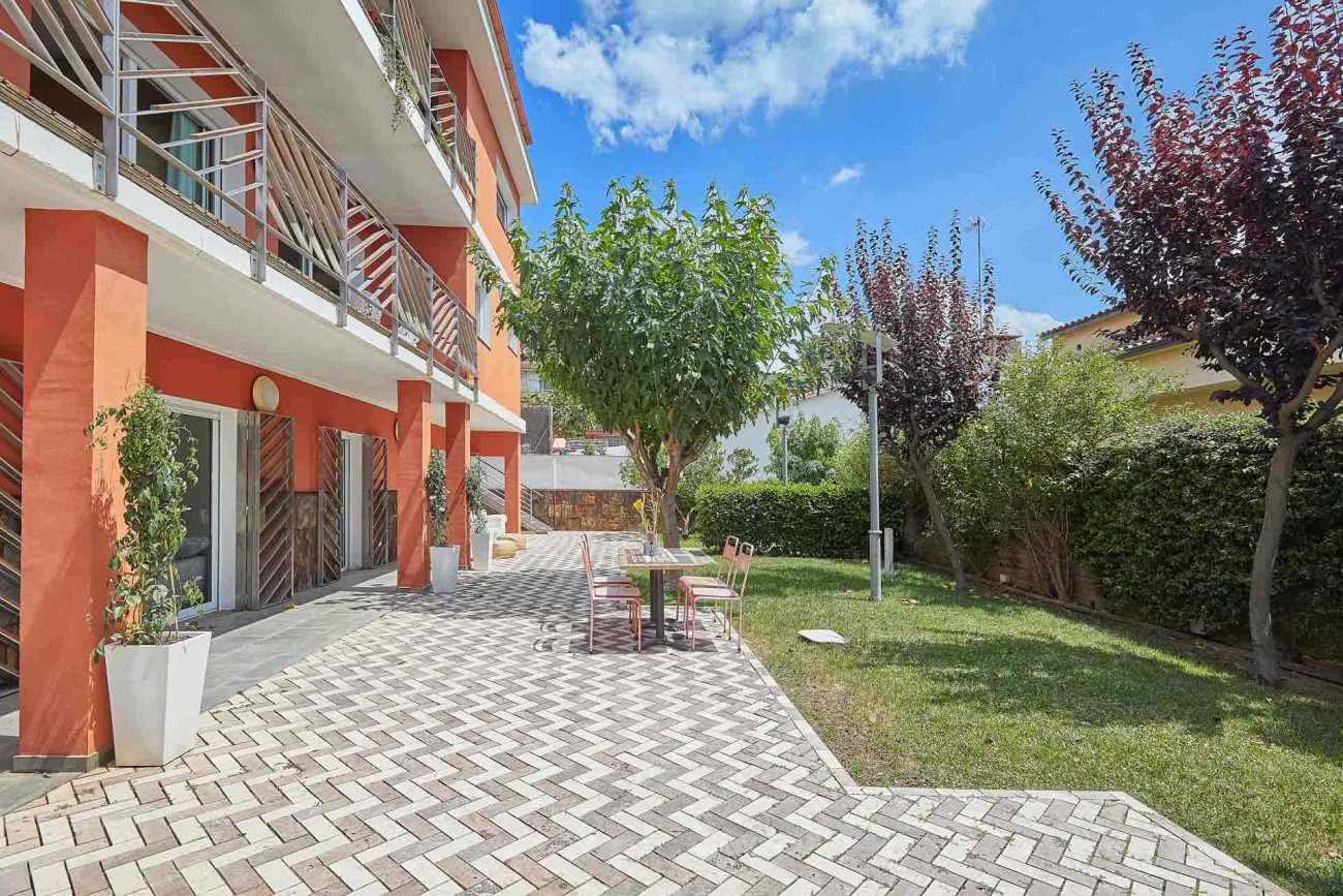Elegant and modern house in Castelldefels