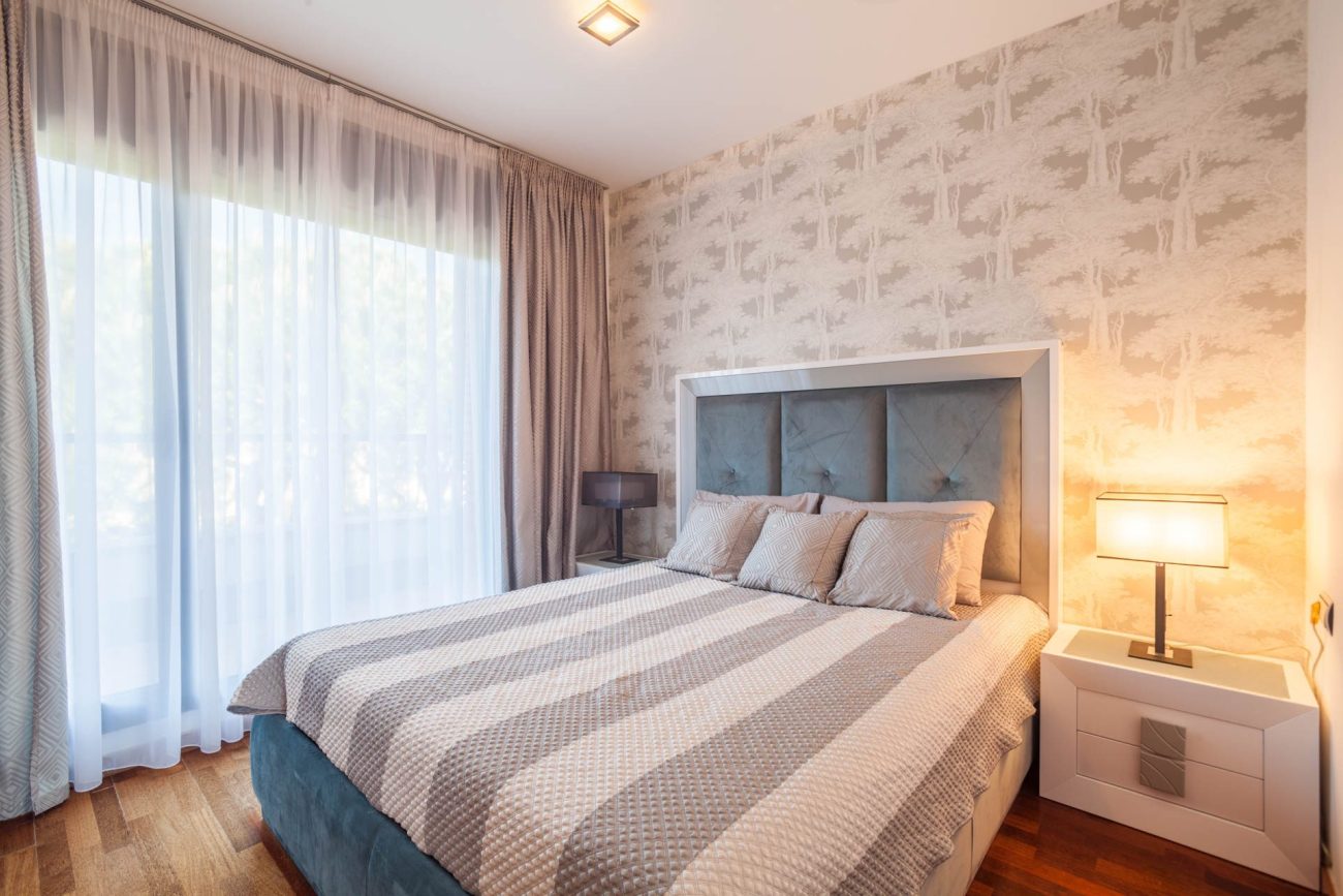 Bright semi-detached house with sea views in Castelldefels