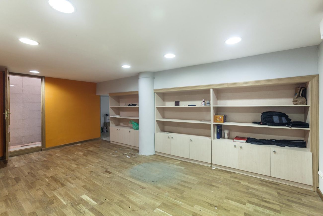 Comercial property in Barcelona, 84м2, Sant Antoni