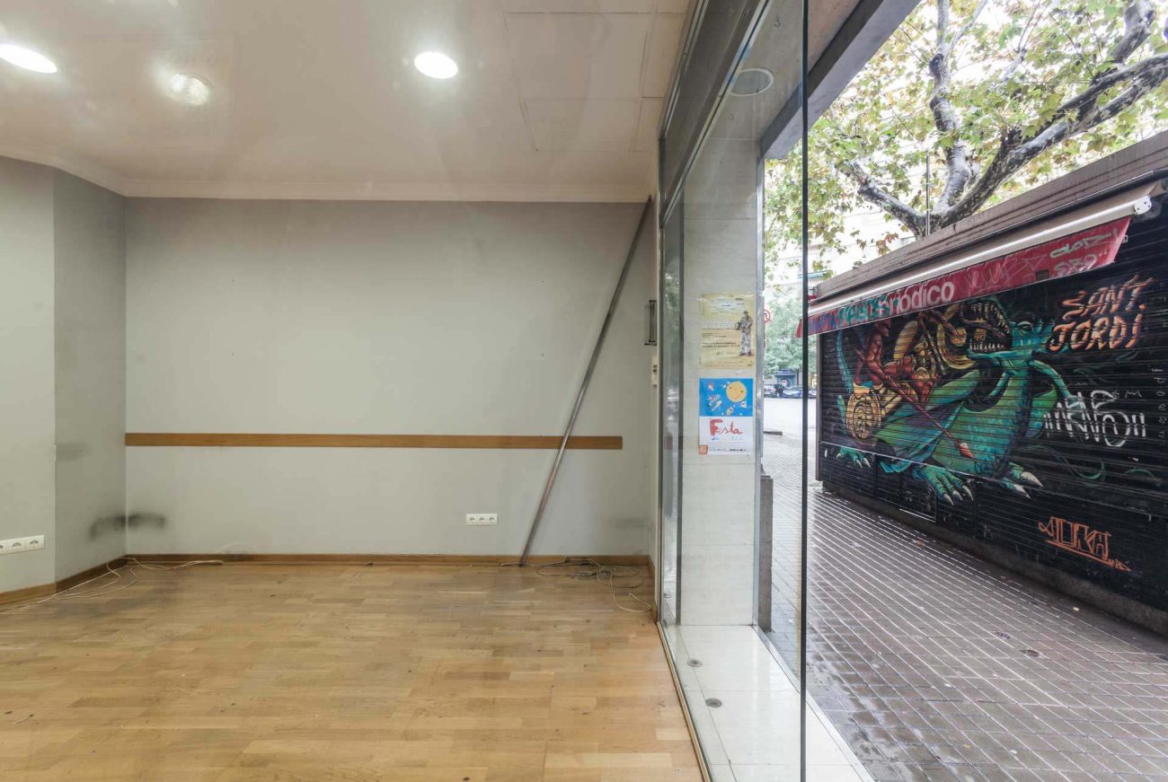 Comercial property in Barcelona, 84м2, Sant Antoni