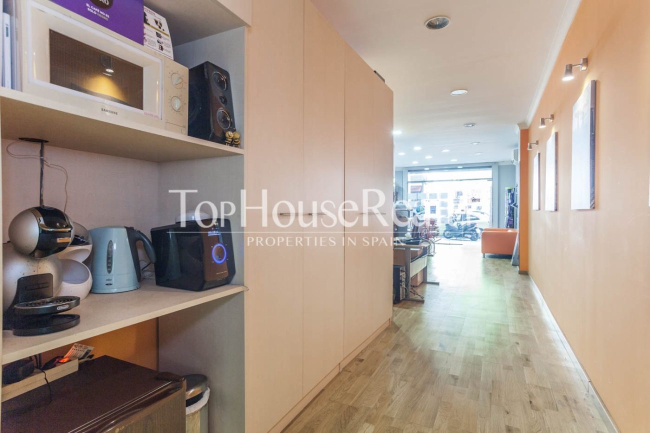 Fantastic premise for sale in Sant Antoni