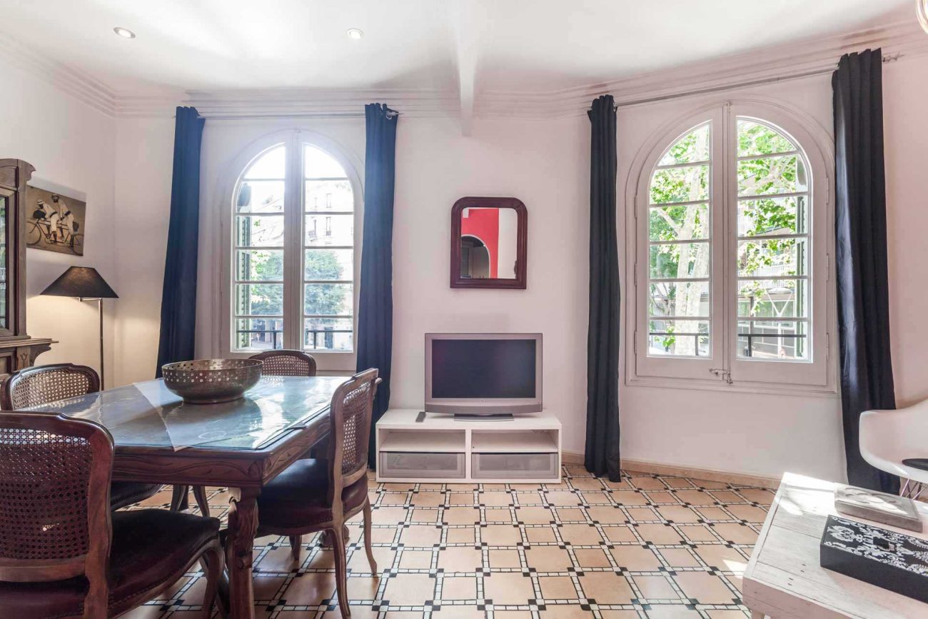 Charismatic property with tourist license